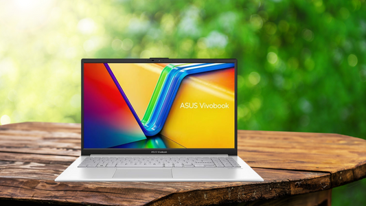 Nb Asus Vivobook 15 X1504va-bq5762w/15.6 Fhd IPS/ Core 3-100u /8gb Ddr5/512gb SSD M.