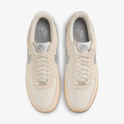 NIKE AIR FORCE 1 '07 LV8