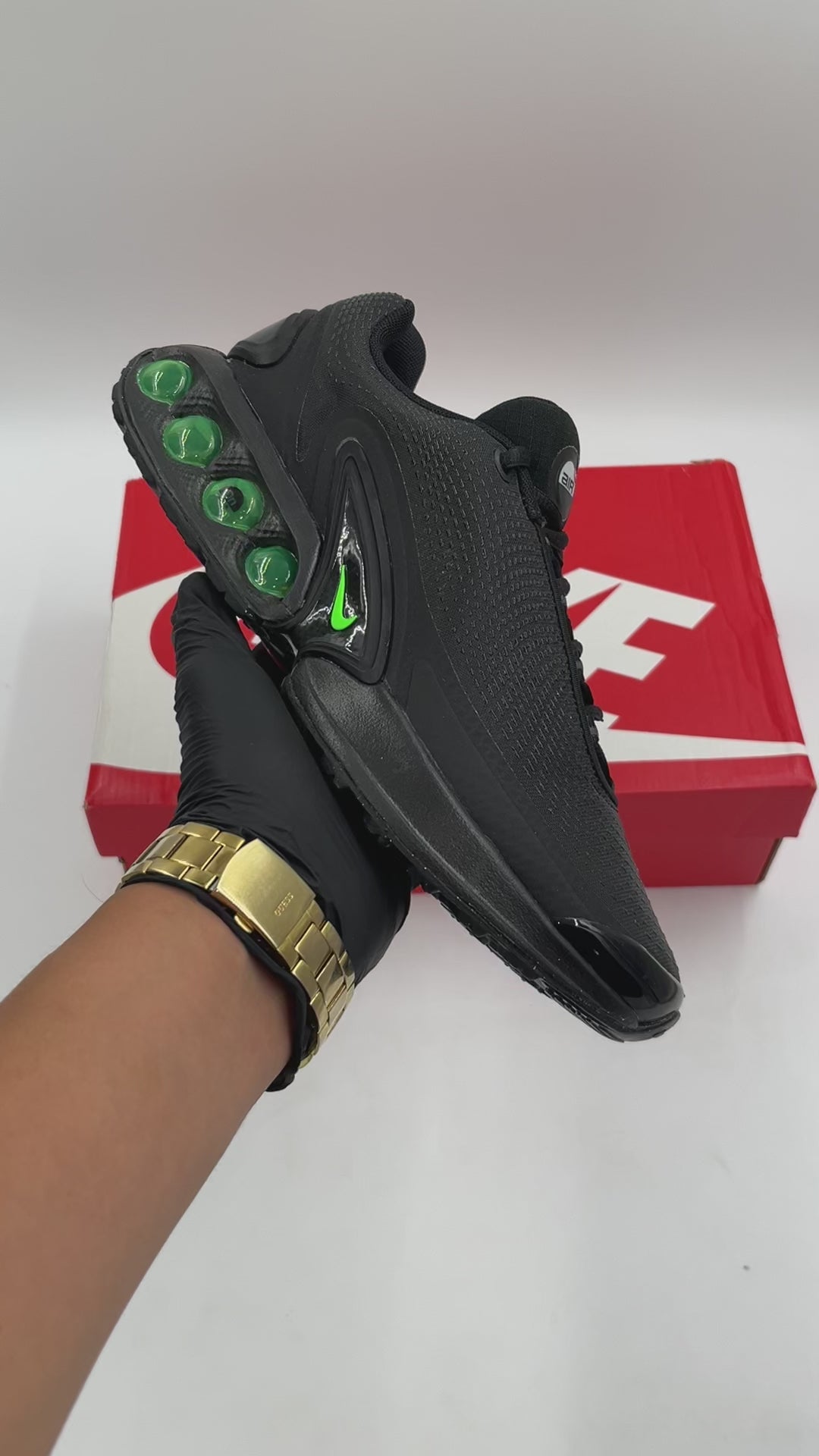 NIKE AIR MAX DN