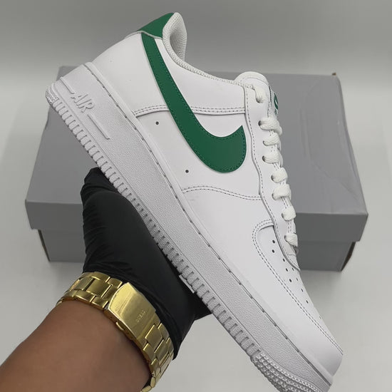 NIKE AIR FORCE 1 07