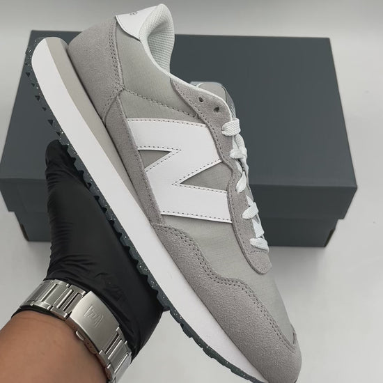 NEW BALANCE 237