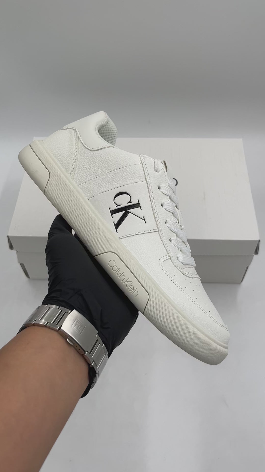 CALVIN KLEIN CMGLIANO WHITE 140