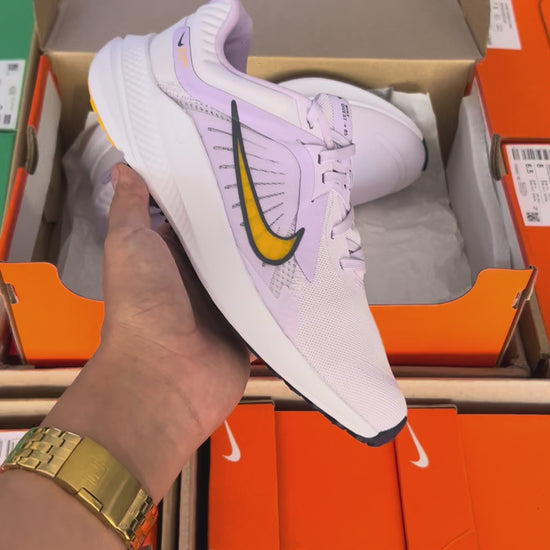 NIKE WMNS NIKE QUEST 5