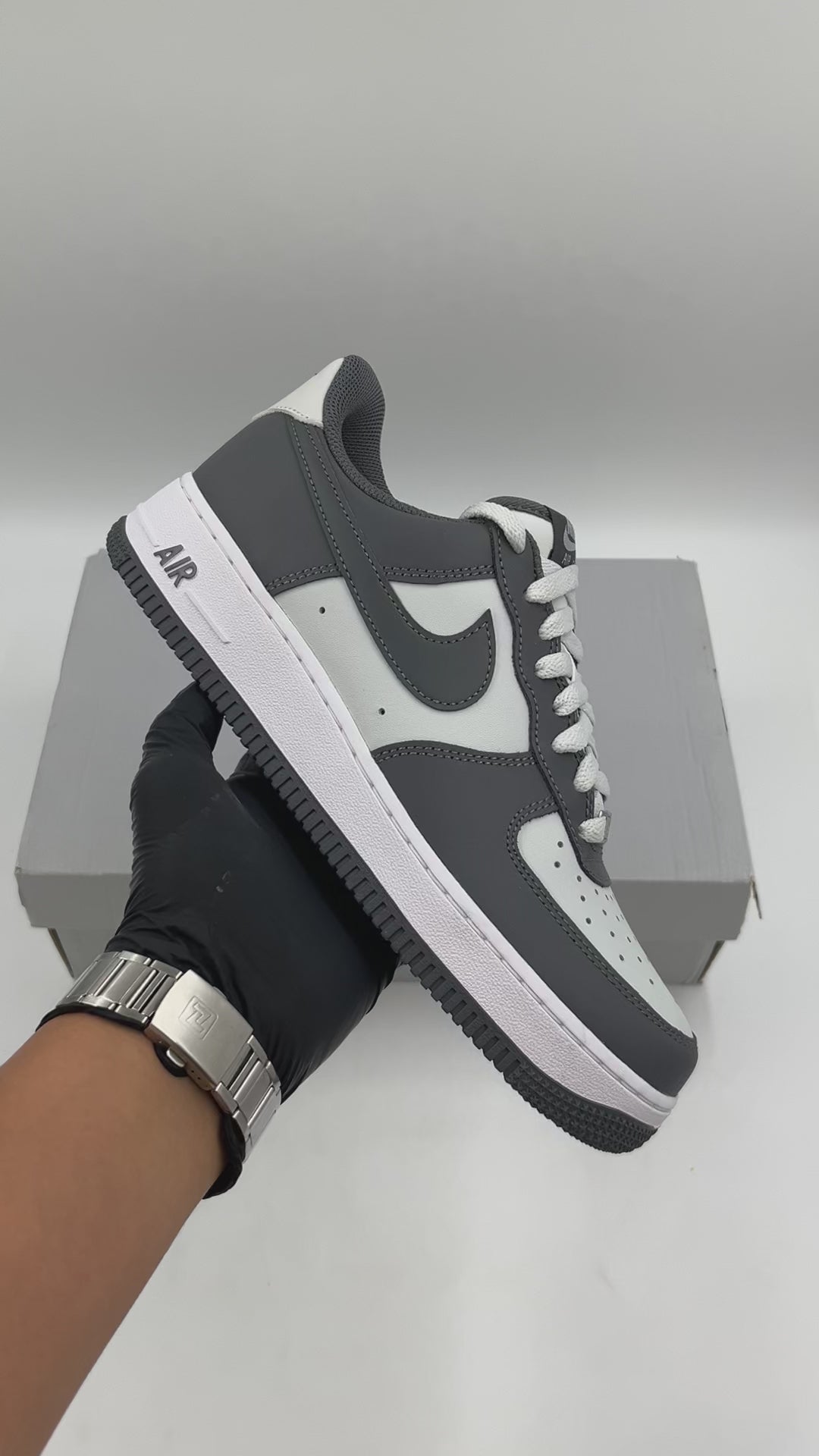 NIKE AIR FORCE 1 07