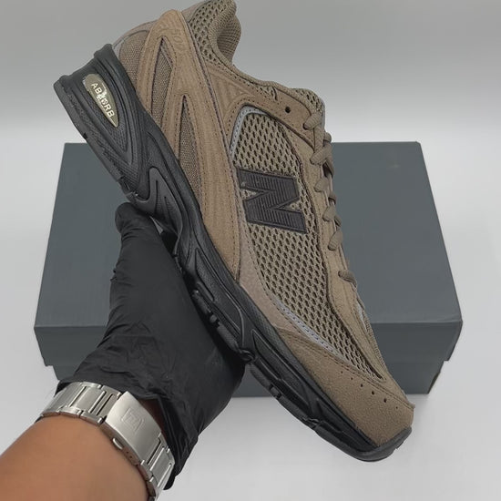 NEW BALANCE U50920U