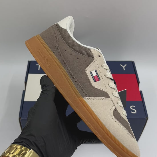 TOMMY HILFIGER THE GREENWICH EDGE SUEDE - EM01683250ACG