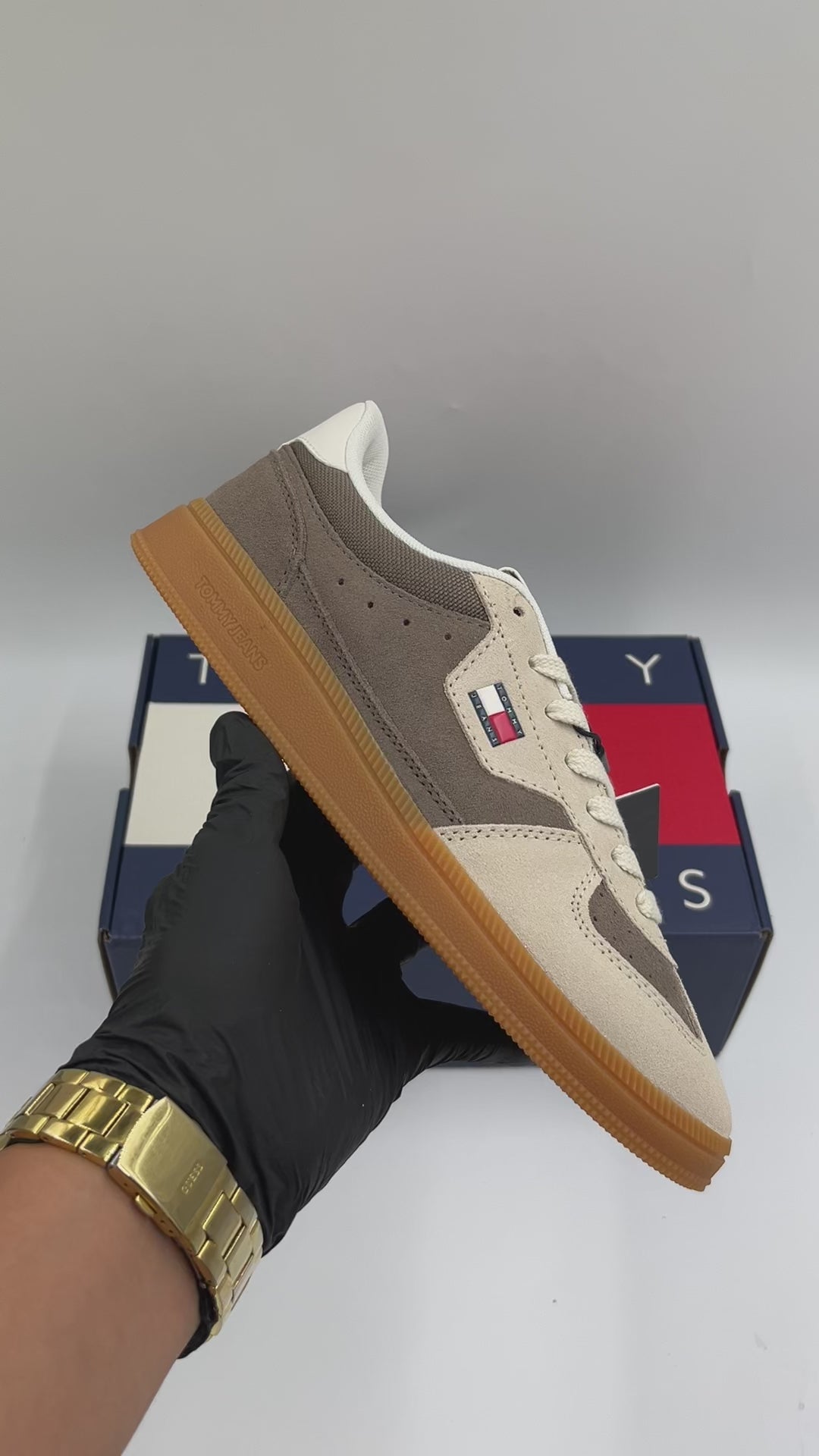 TOMMY HILFIGER THE GREENWICH EDGE SUEDE - EM01683250ACG