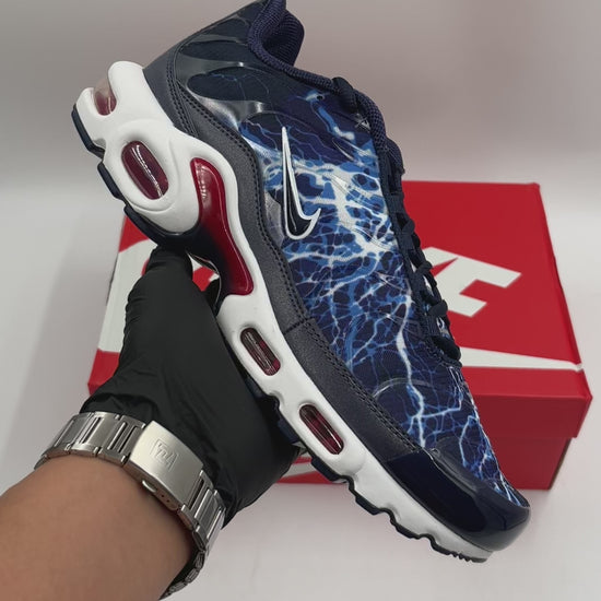 NIKE AIR MAX PLUS ECLAIR LIGHTENING