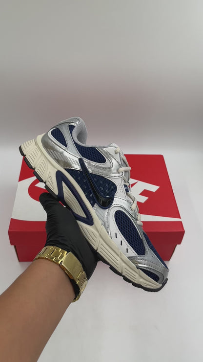 NIKE NIKE V5 RNR