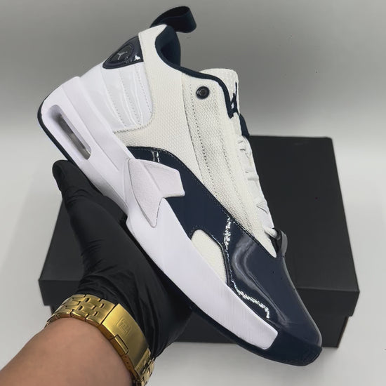 JORDAN MAX AURA 6