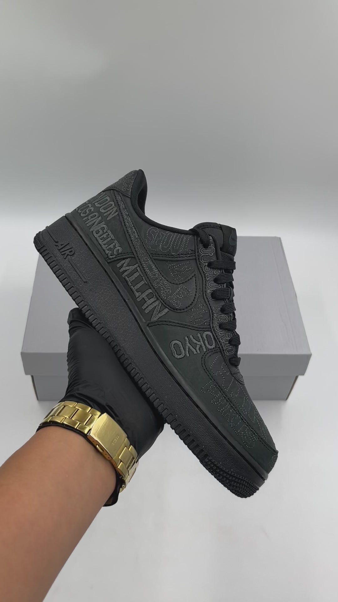 NIKE AIR FORCE 1 '07 LV8