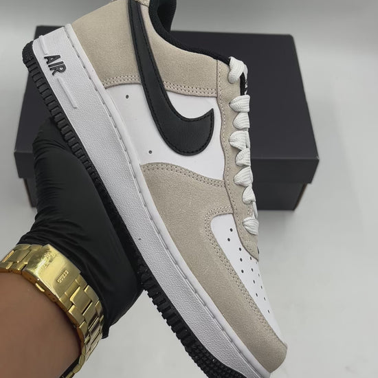 NIKE AIR FORCE 1 '07 LV8