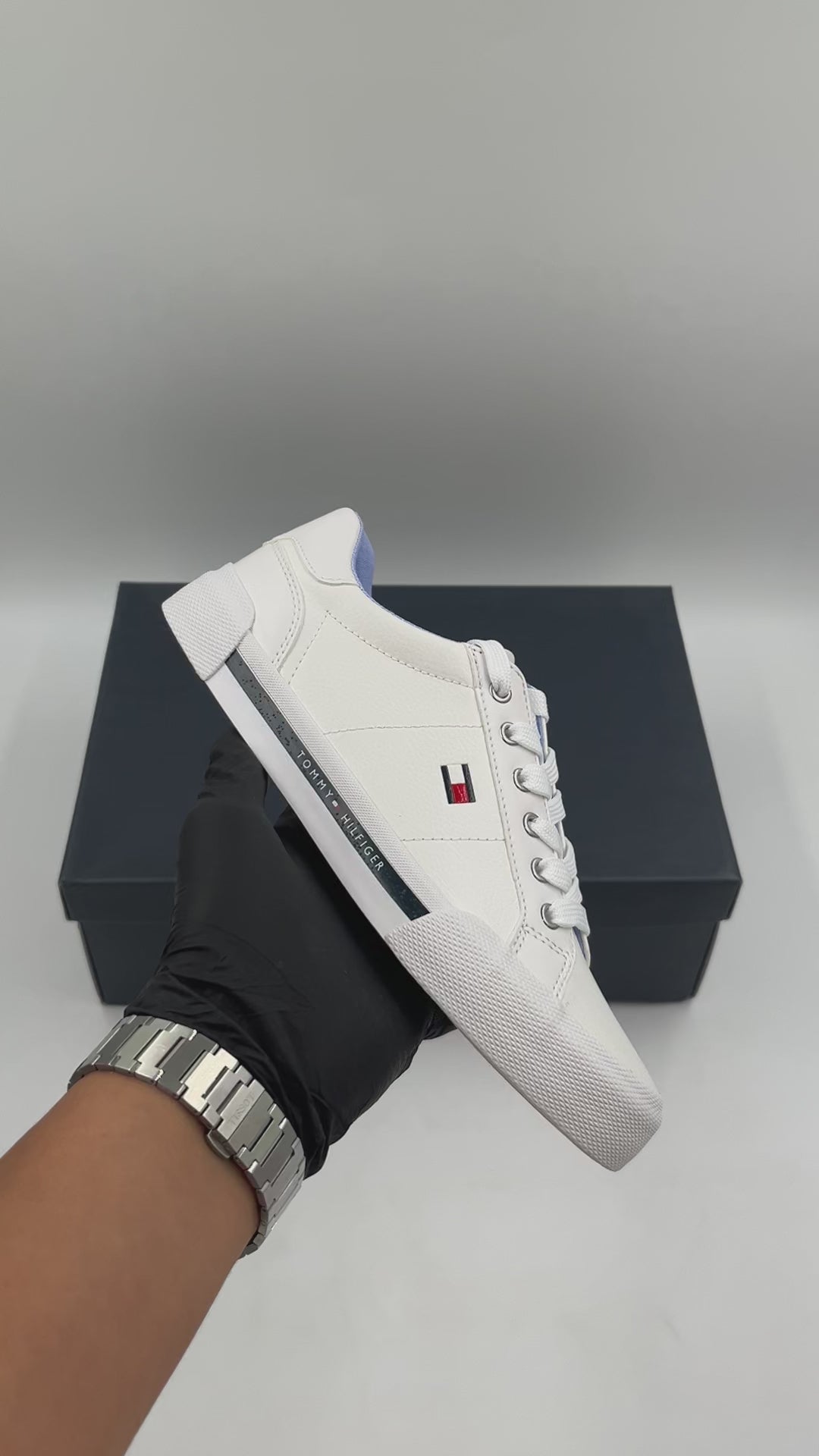 TOMMY HILFIGER TWLESTIEL WHITE 140