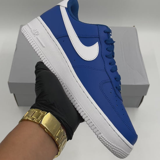 NIKE AIR FORCE 1 07