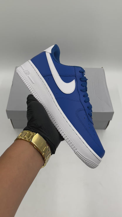 NIKE AIR FORCE 1 07