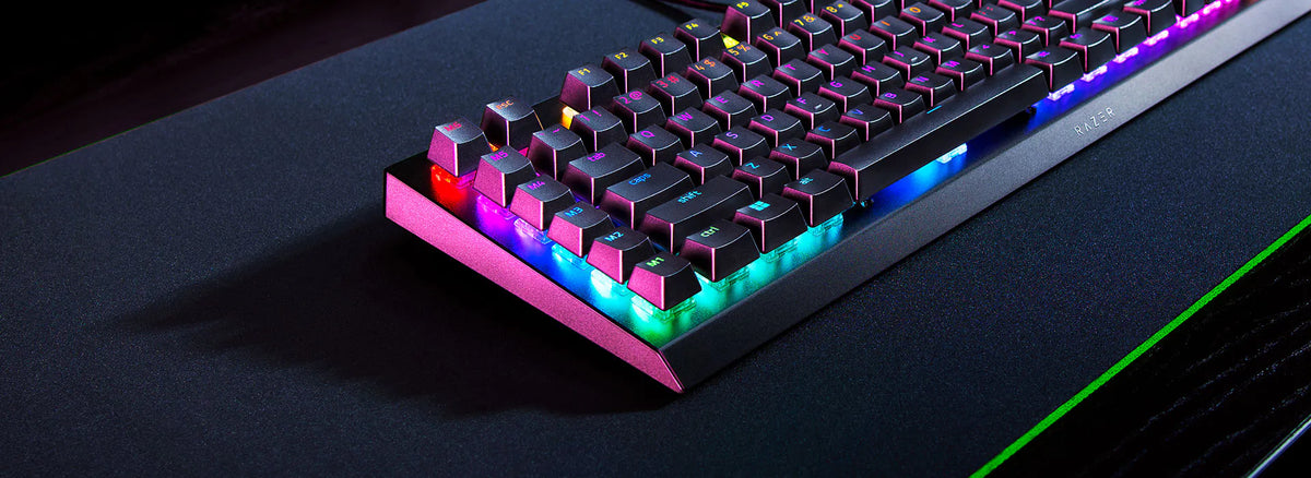 Razer BlackWidow V4 X - Teclado - retroiluminación (USB-QWERTY-EE. UU.-interruptor: Razer Green Gen-3)